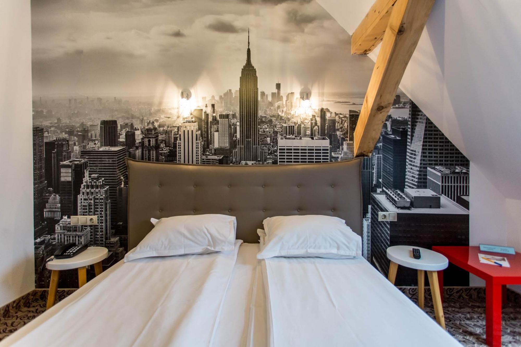 Hotel Bliss Sibiu Ngoại thất bức ảnh