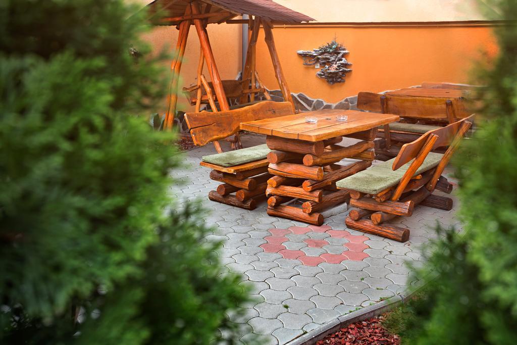Hotel Bliss Sibiu Ngoại thất bức ảnh